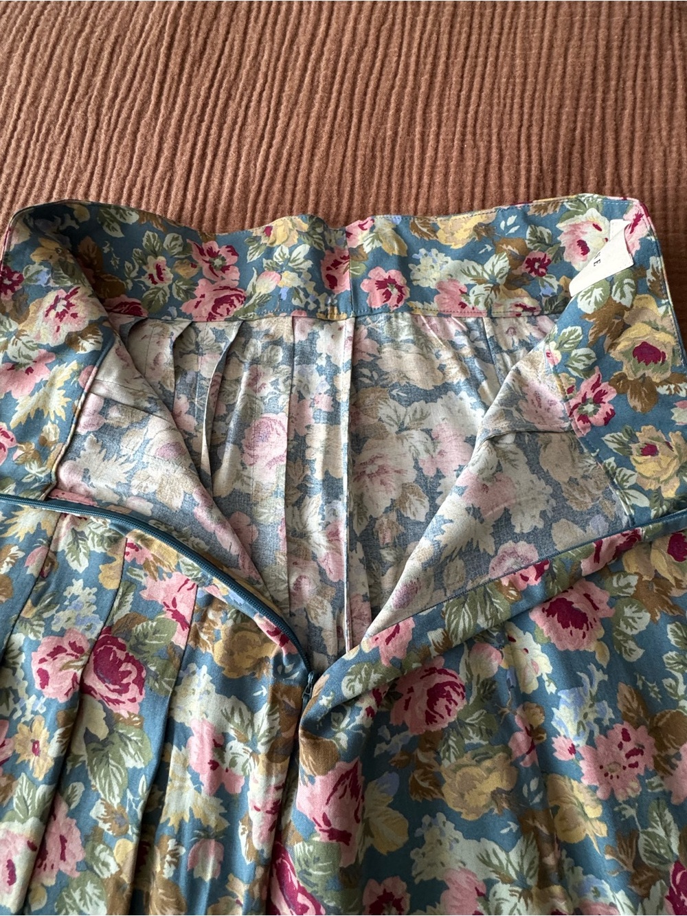 Sezane Jade Skirt Floral - Picture 7 of 12
